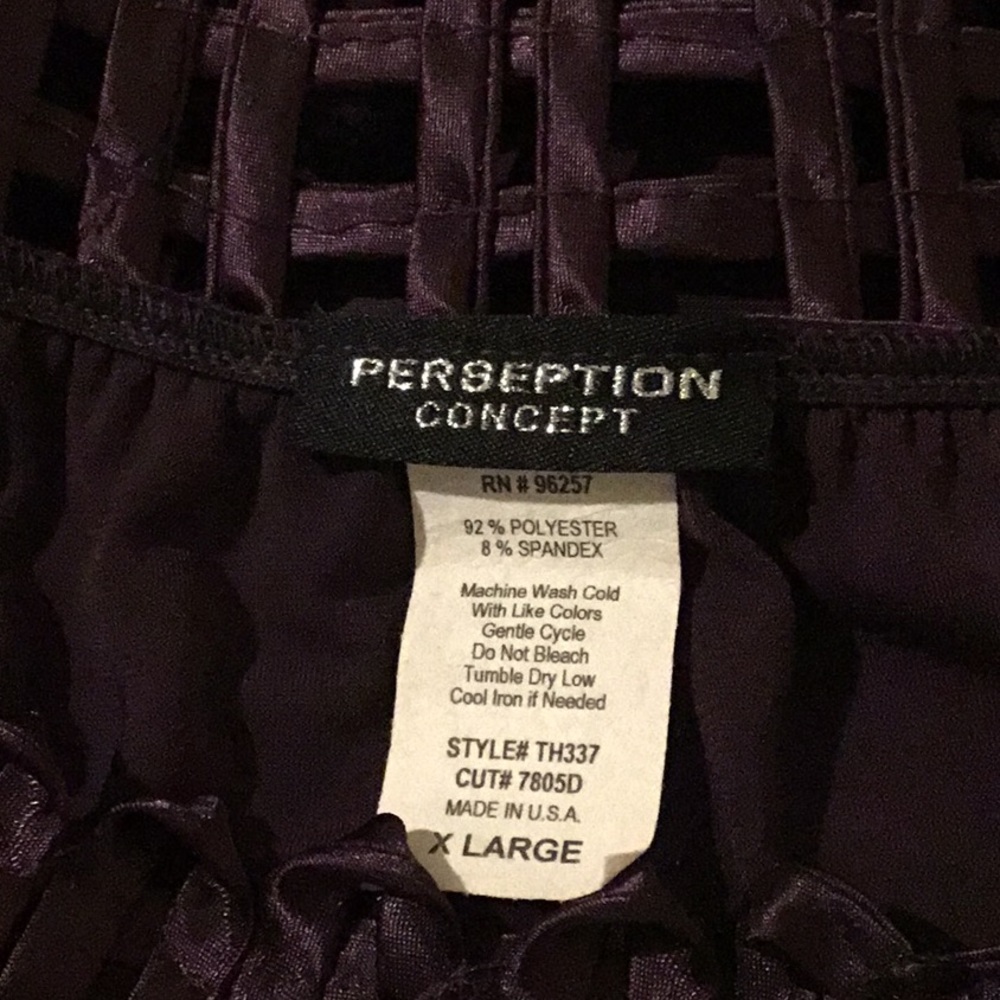 Like New Deep Maroon Perception Concept Women’s T… - image 4